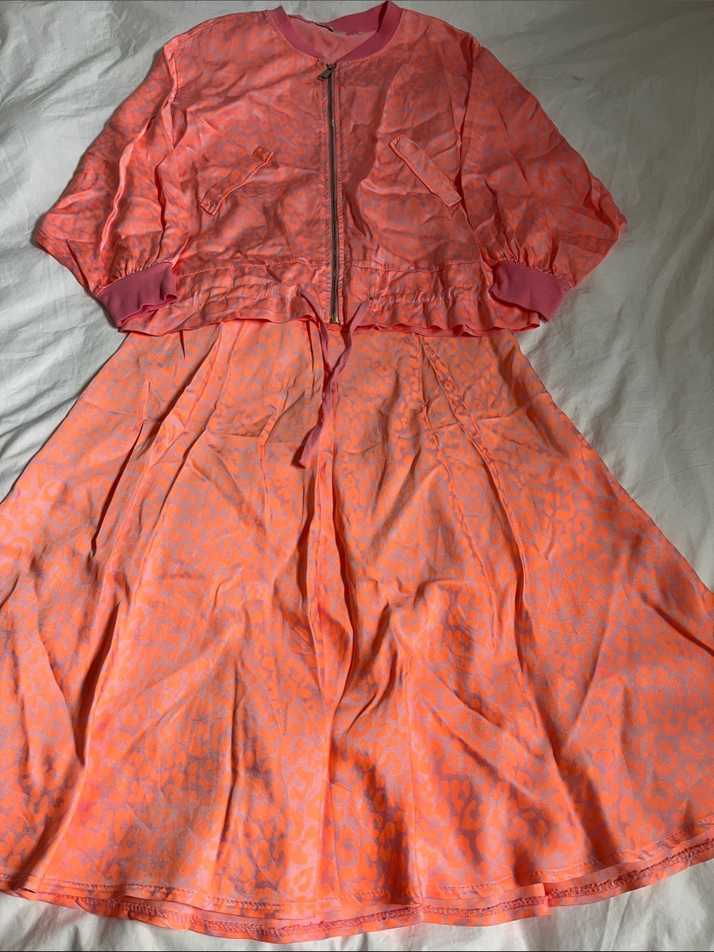 Silk Blend Cheetah Printed Neon Bright Pink Organge midi skirt and jacket set
